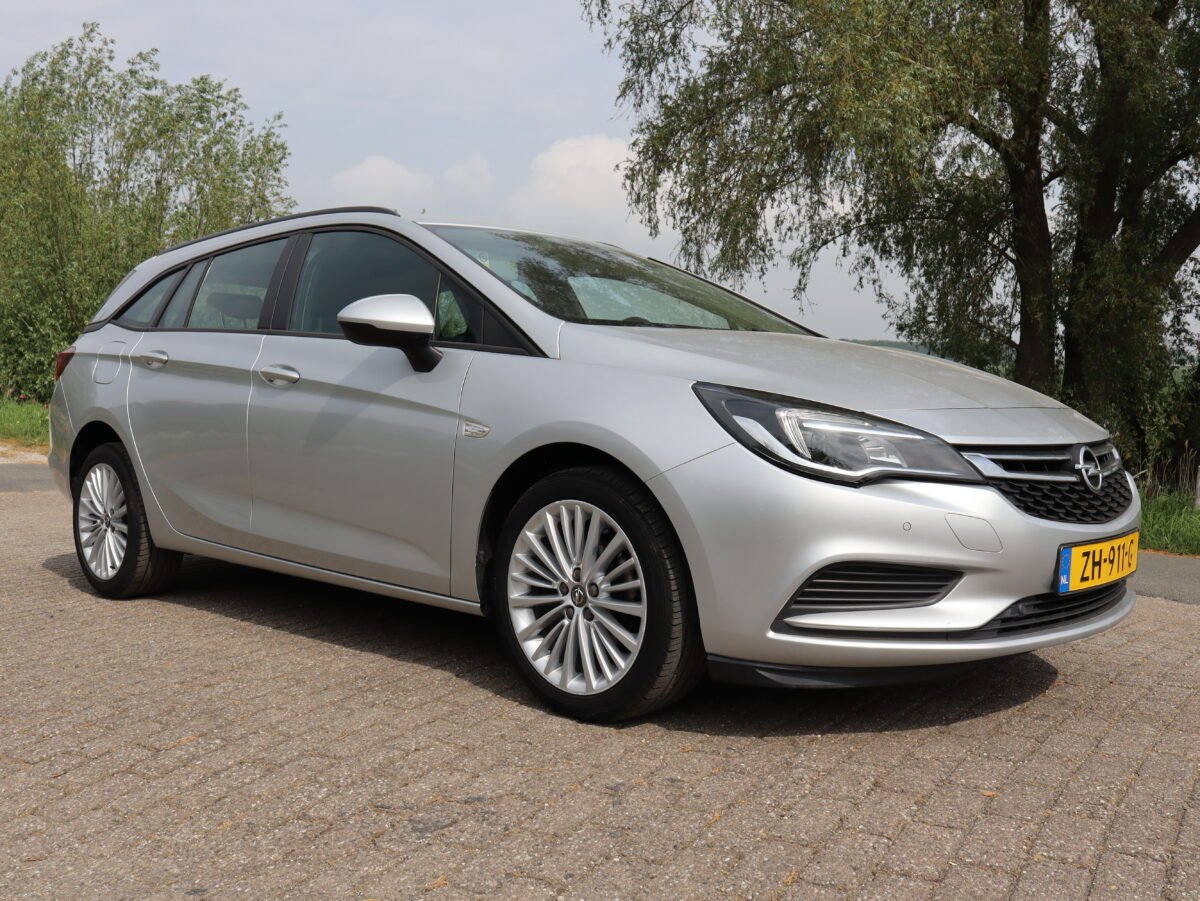 Opel Astra, Sports Tourer 1.0 Business Executive