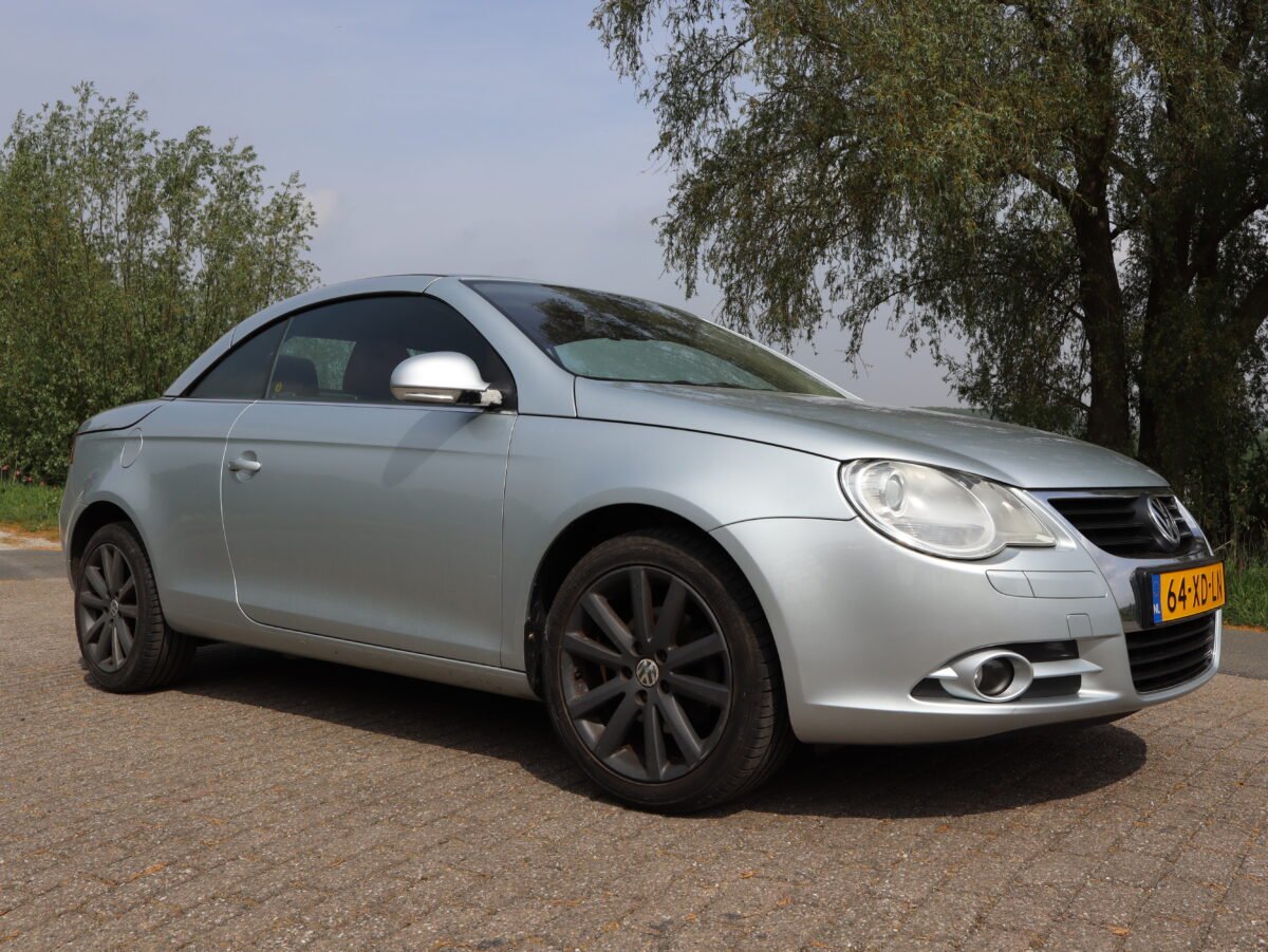 Volkswagen Eos 2.0-16v FSI